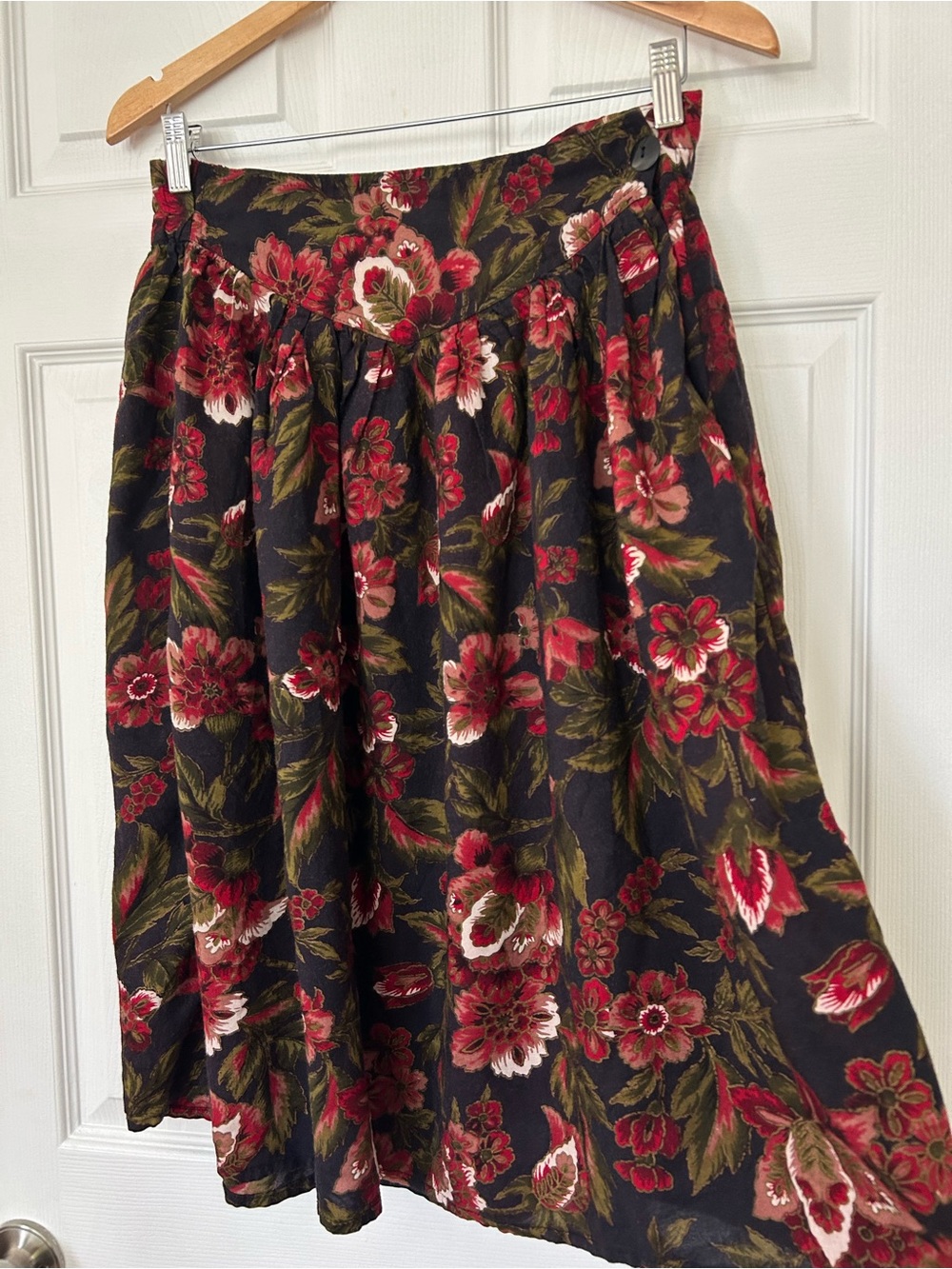 Floral Midi Skirt in Black with Red Bloom